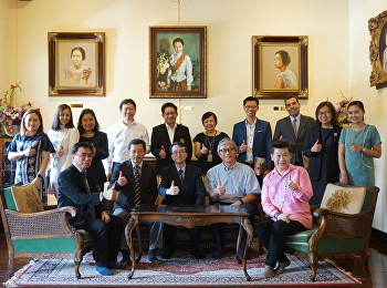 อธิการบดีและคณะผู้แทนจาก Chia Nan
University of Pharmacy & Science (CNU)
เยี่ยมชมพิพิธภัณฑ์อาคารสายสุทธานภดล