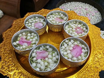 OAC Joins Songkran Festival of SSRU