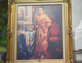 139th Anniversary of the Passing Away of
Her Majesty Queen Sunandha Kumariratana