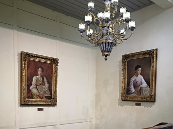 Thank you for visiting our museum and
capturing these beautiful photos!