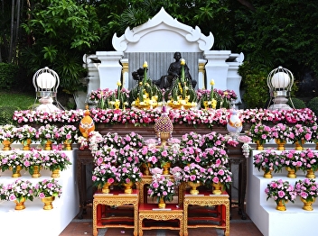 The ceremony in memory of Her Majesty
Queen Sunandha Kumariratana 2019