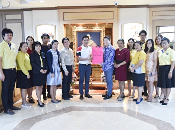 OAC Presents the New Year Gifts to the
Executives of SSRU