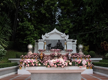 The ceremony in memory of Her Majesty
Queen Sunandha Kumariratana 2020