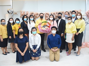 OAC Presents Warm Wishes to President of
SSRU
