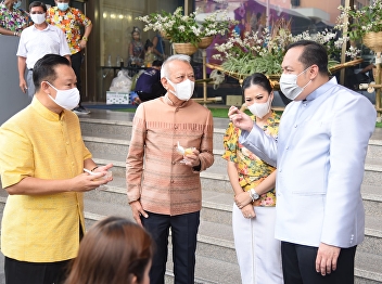 OAC Demonstrates how to make Som Choon
at TAT