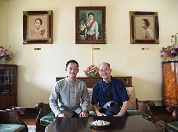 Mr. Chulapassorn Panomvan na Ayudhya
Leads Visitors who Interested in History
Visits SSRU Museum