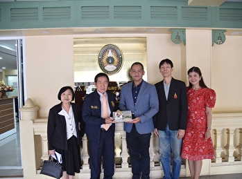 สำนักศิลป์ฯ
ให้การต้อนรับคณะกรรมการติดตาม
ตรวจสอบและประเมินผลงานของมหาวิทยาลัย