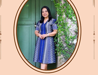 Introducing Thai Clothes Model from
College of Institute for Research and
Development, SSRU