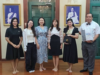 สำนักศิลป์ฯ ต้อนรับผู้อำนวยการพิพิธภัณฑ์
Pinang Peranakan Mansion
และรองประธานสมาคม Baba Nyonya
Association
