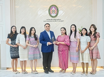 The Faculty of Arts and Crafts, Suan
Sunandha University, held the Suan
Sunandha Textile Award Ceremony for the
year 2025.