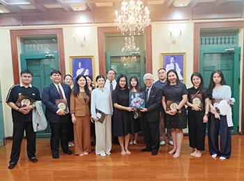 สำนักศิลป์ฯ
ต้อนรับคณะวิทยาลัยผู้ประกอบสร้างสรรค์นานาชาติรัตนโกสินทร์ฯ
มหาวิทยาลัยเทคโนโลยีราชมงคลรัตนโกสินทร์
เข้าเยี่ยมชมพิพิธภัณฑ์อาคารสายสุทธานภดล