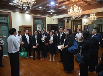 สำนักศิลป์ฯ
ต้อนรับสภาคณบดีคณะมนุษยศาสตร์และสังคมศาสตร์
มหาวิทยาลัยราชภัฏแห่งประเทศไทย
เข้าเยี่ยมชมพิพิธภัณฑ์อาคารสายสุทธานภดล